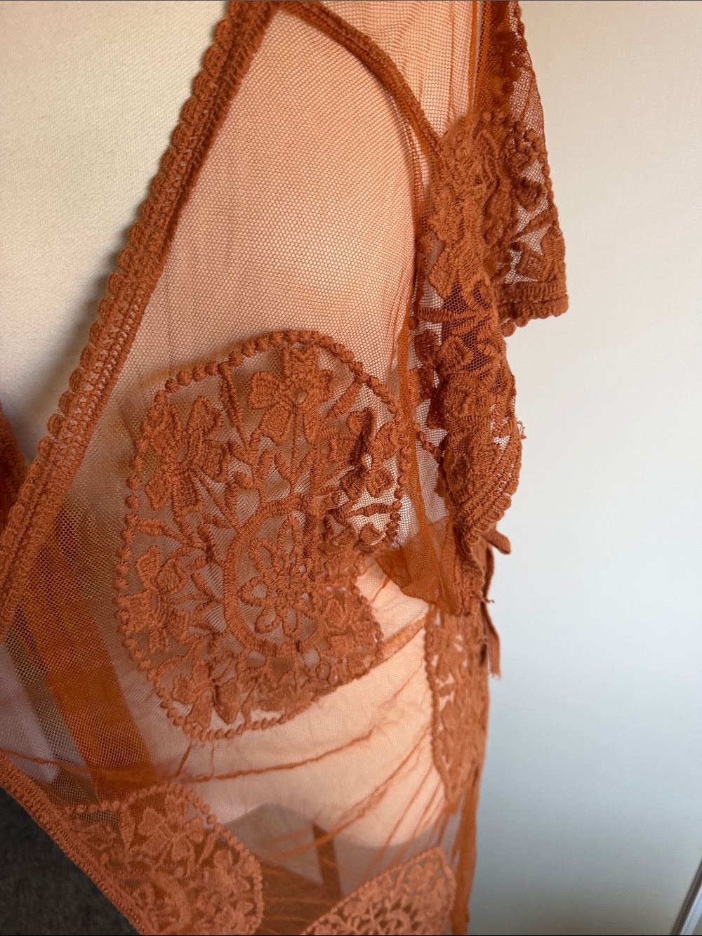 Lace wrap - Picture 2 of 5